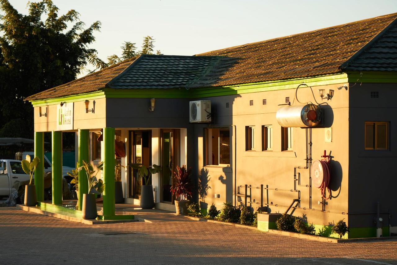 Laha Hotel Maun Exterior photo