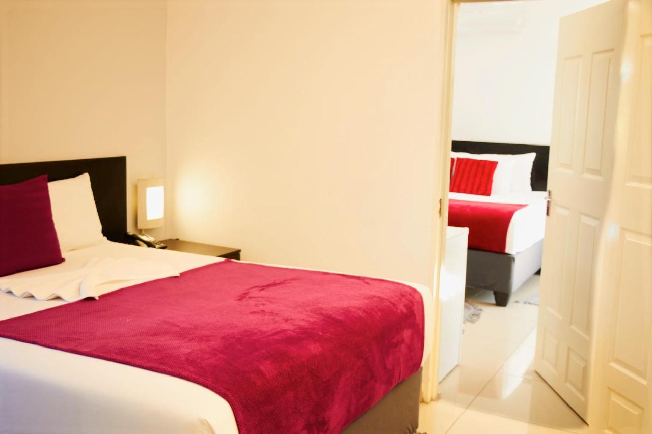 Laha Hotel Maun Exterior photo